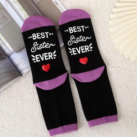 Best Sister Ever Socks NWT - Picture 4 of 6